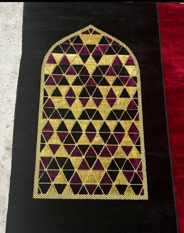 Black Velvet Print Embroidery Jai Namaz / Prayer Mat